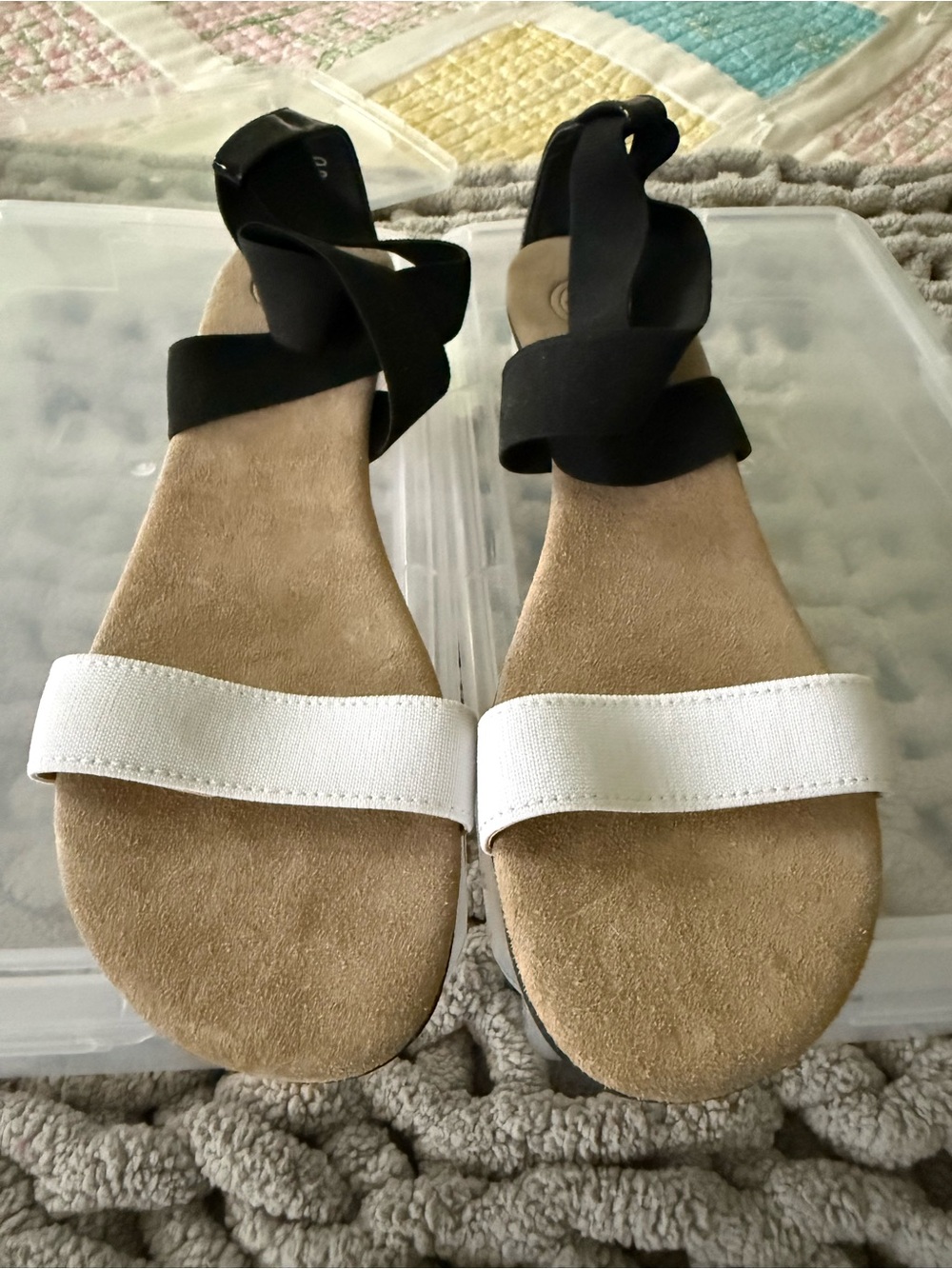 CHARLESTON SHOE CO. Black & White Crisscross Strap Sandals